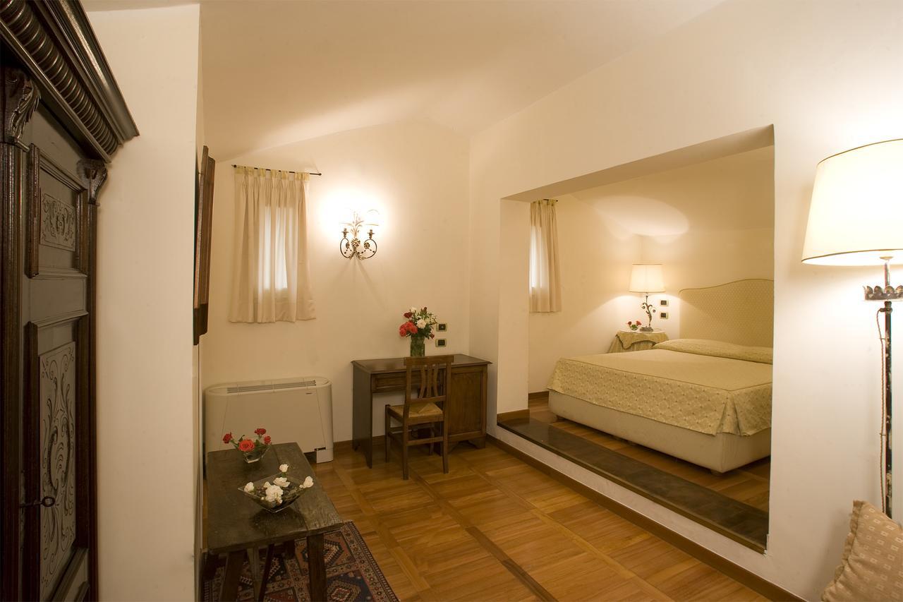 Hotel Scilla Sovana Εξωτερικό φωτογραφία