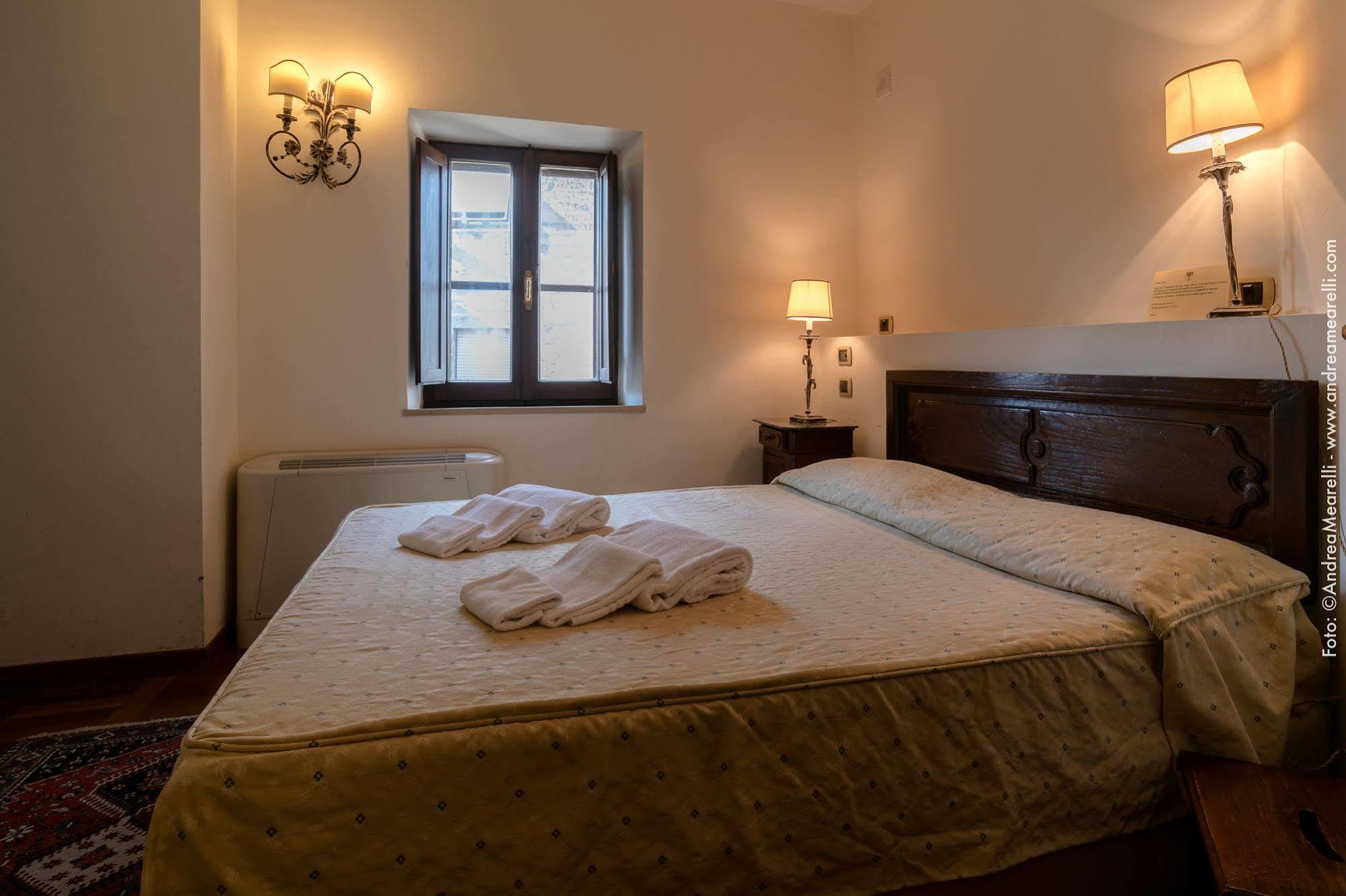 Hotel Scilla Sovana Εξωτερικό φωτογραφία